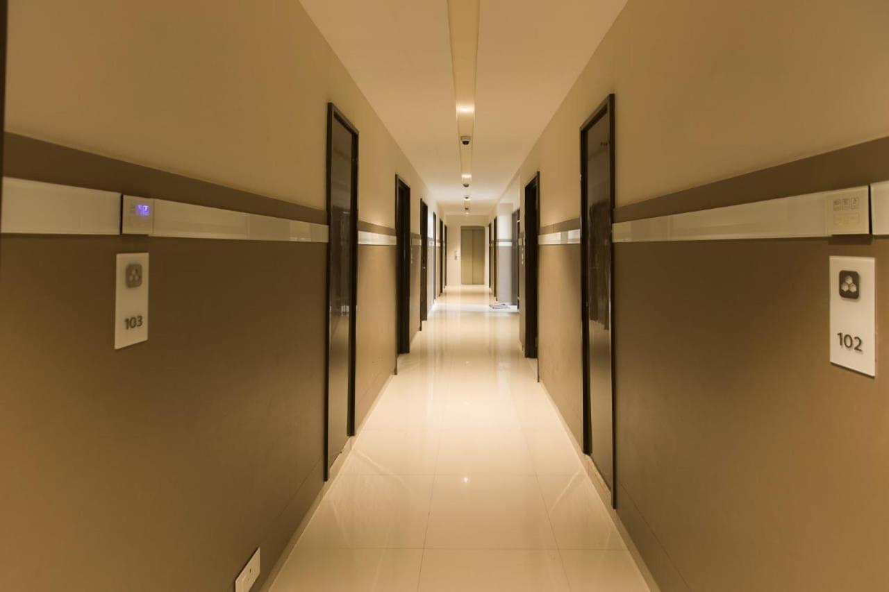 The Mayberry -A Bergamont Group Of Hotels Tiruppur Extérieur photo